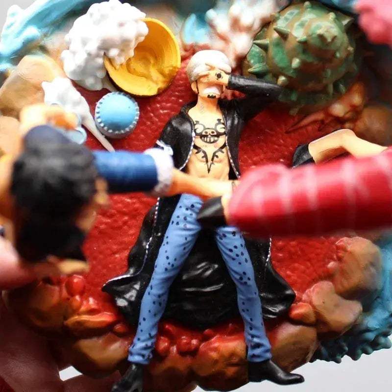 One Piece Battle Figures Doflamingo Luffy And Trafalgar Law - ToylandEU