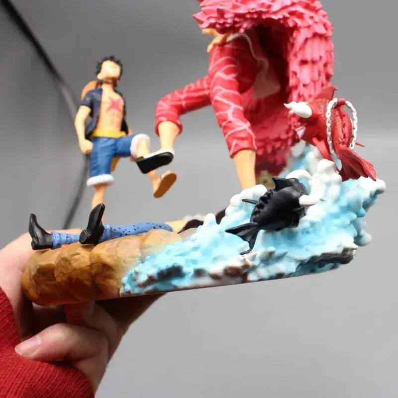 One Piece Battle Figures Doflamingo Luffy And Trafalgar Law - ToylandEU