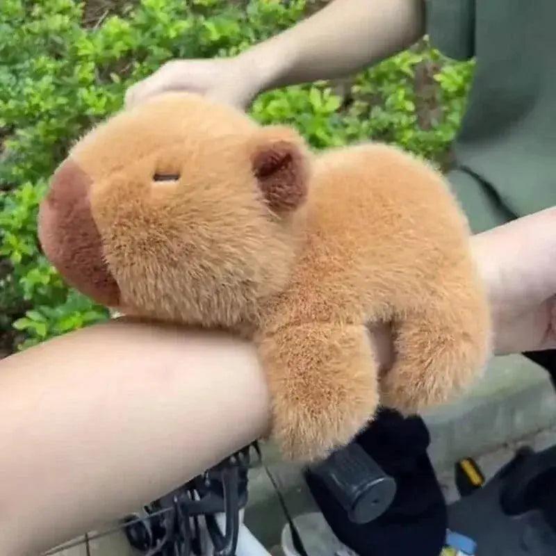  Bracelet Wrist Lying Down Doll Capybara Doll Snap Ring Cute Plush Toy -  ToylandEU™
