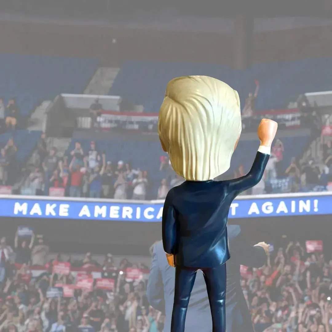 Donald Trump Bobblehead Keep Fighting For Collectors - ToylandEU