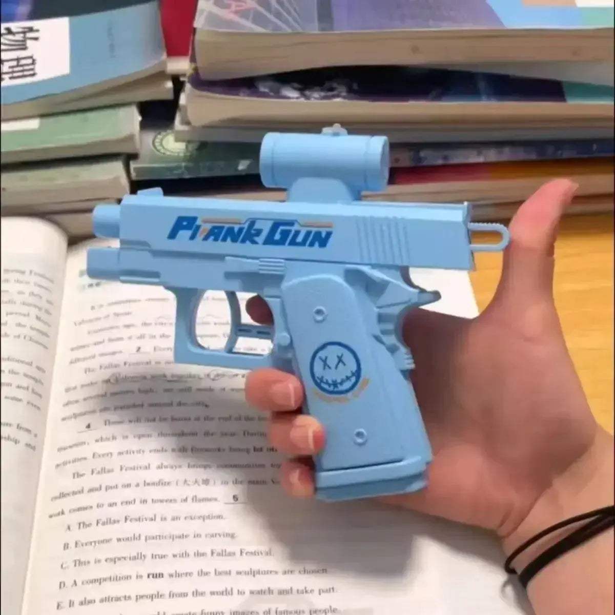 Double Sided Water Gun For Summer Fun And Pool Pranks - ToylandEU