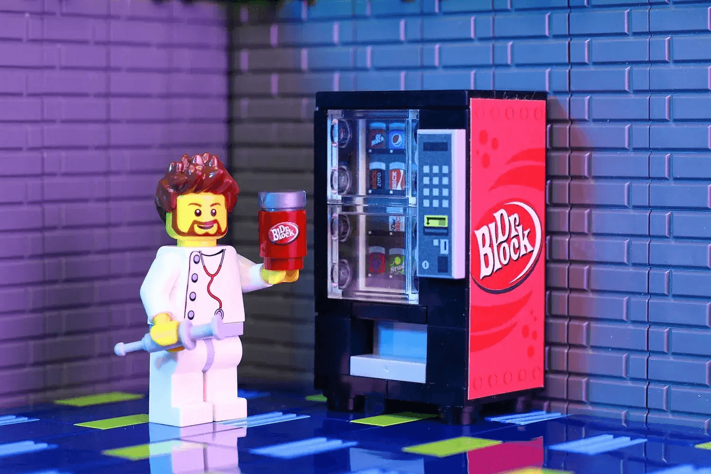 LEGO Vending Machine With Custom Printed Dr Block Can - ToylandEU