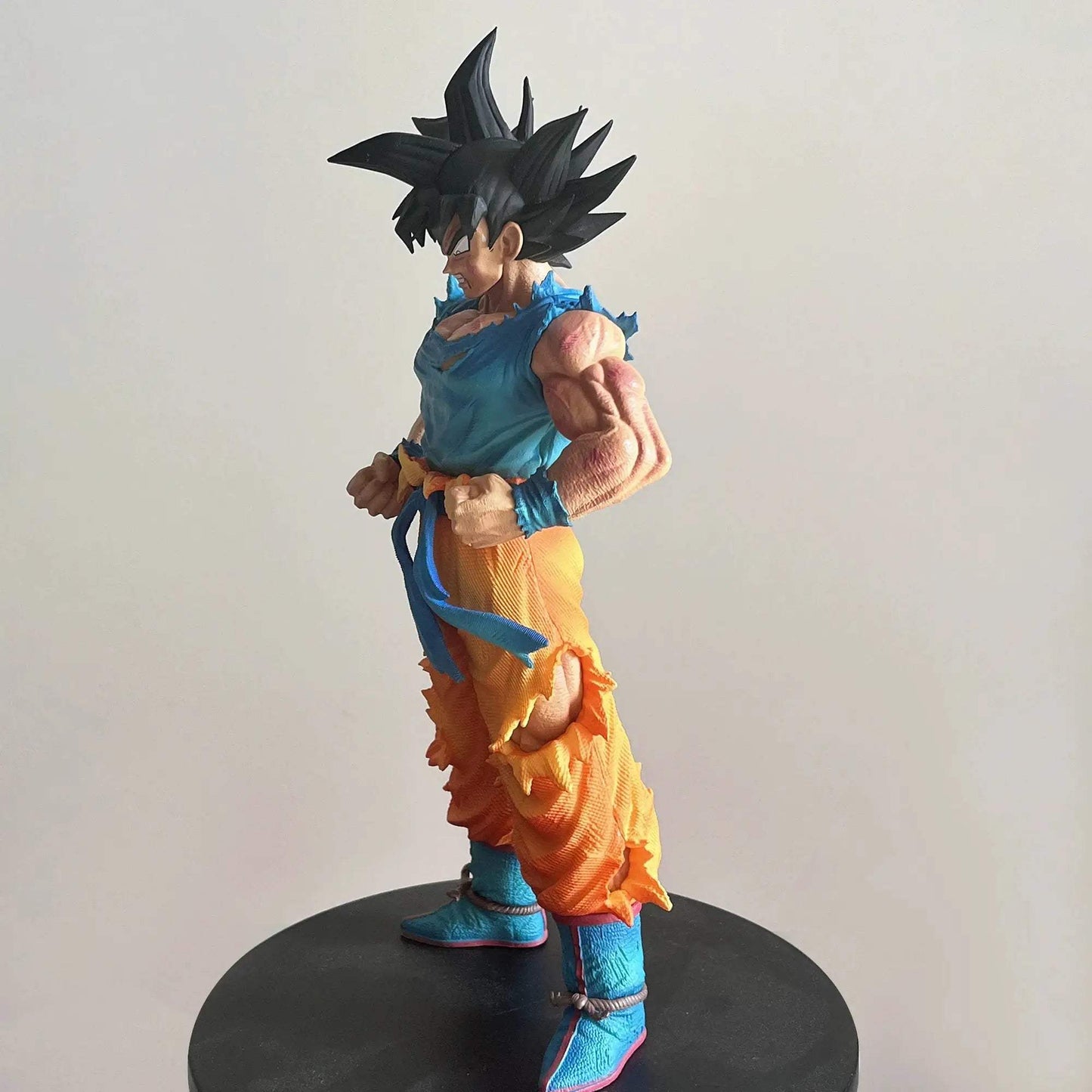 Dragon Ball Goku 27cm PVC Action Figure Collectible - ToylandEU