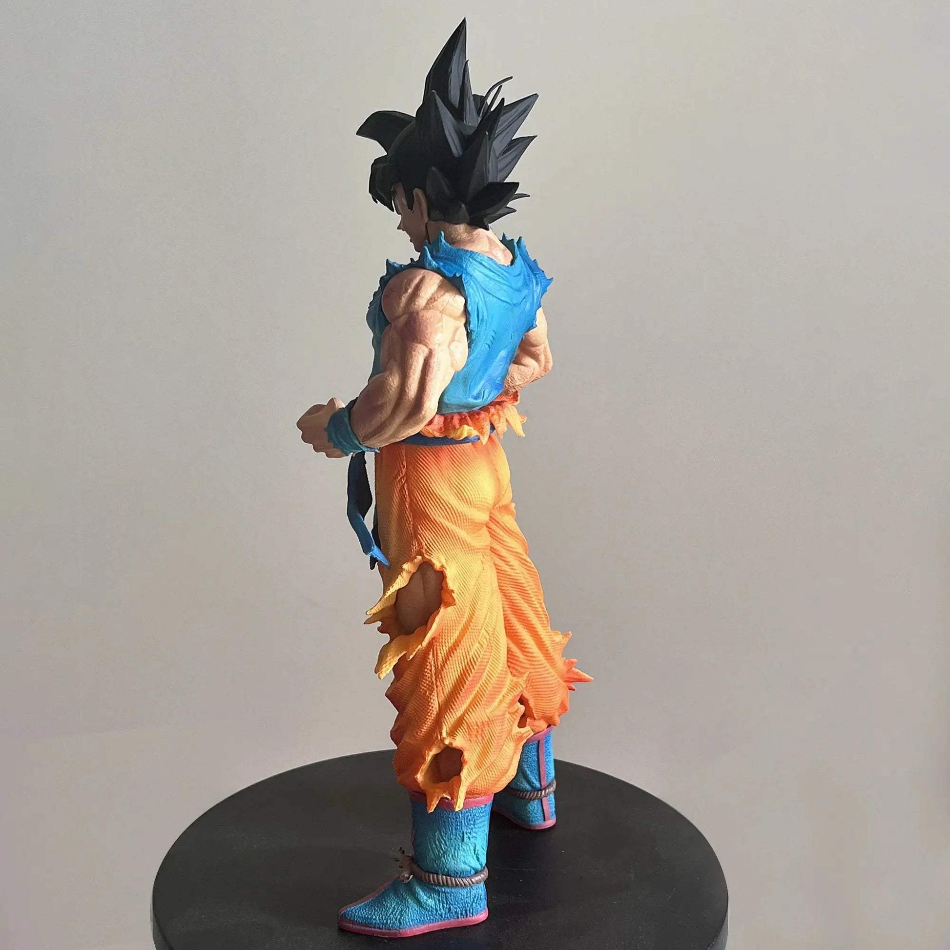 Dragon Ball Goku 27cm PVC Action Figure Collectible - ToylandEU