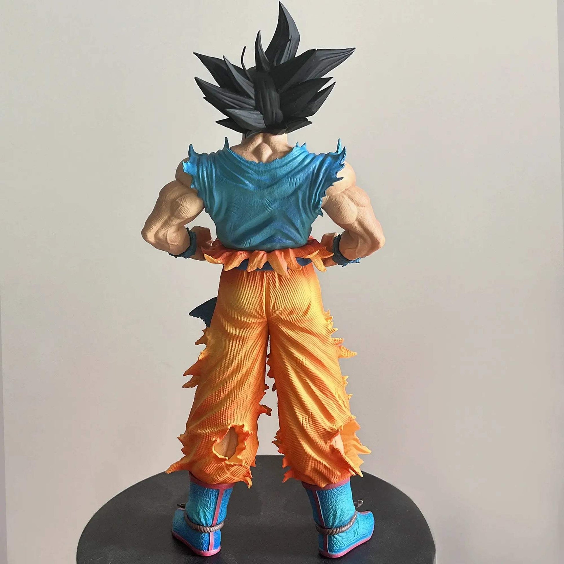 Dragon Ball Goku 27cm PVC Action Figure Collectible - ToylandEU