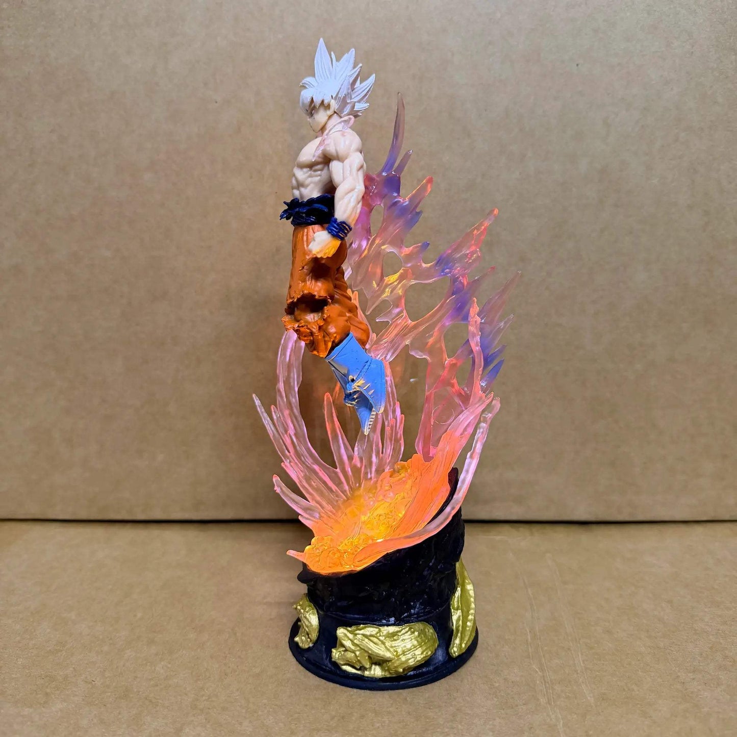  Dragon Ball Goku Ultra Instinct Action Figure 24cm Light -  ToylandEU™