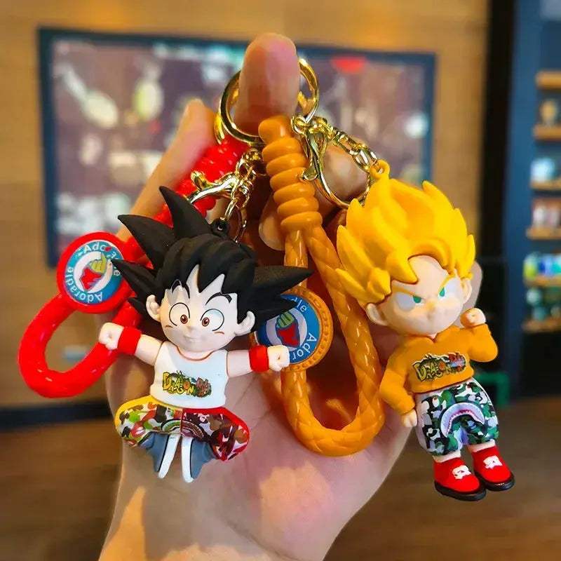 DBZ Keychain Set Featuring Super Saiyan Goku Collectibles - ToylandEU