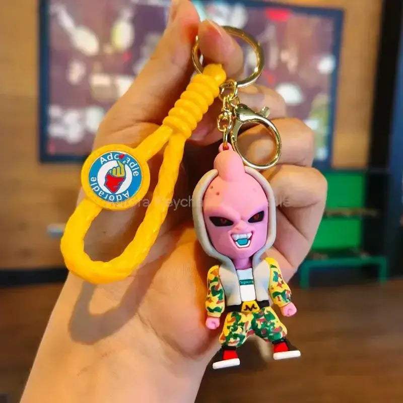 DBZ Keychain Set Featuring Super Saiyan Goku Collectibles - ToylandEU