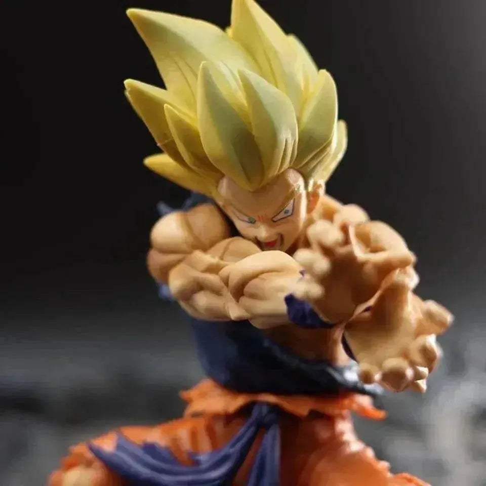  Dragon Ball Z Son Goku Anime Figure Battle Damage Collectible -  ToylandEU™