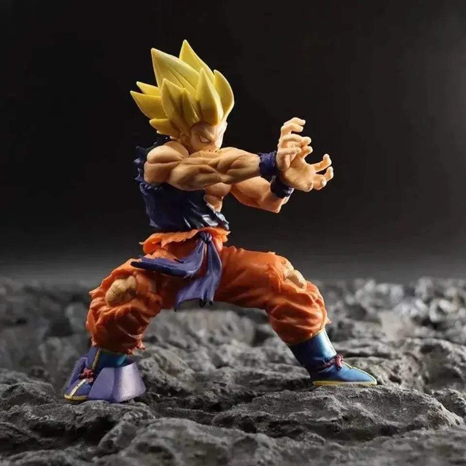  Dragon Ball Z Son Goku Anime Figure Battle Damage Collectible -  ToylandEU™