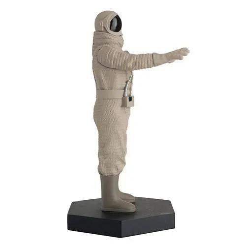 Doctor Who Third Doctor Figurine With Collector Magazine - ToylandEU