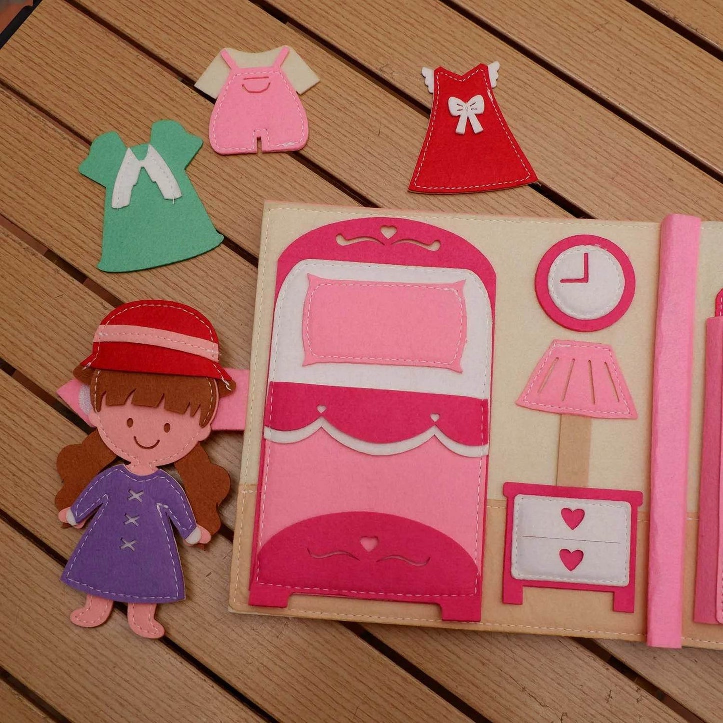 Educational Sensory Toy Montessori Busy Board Felt Book - ToylandEU