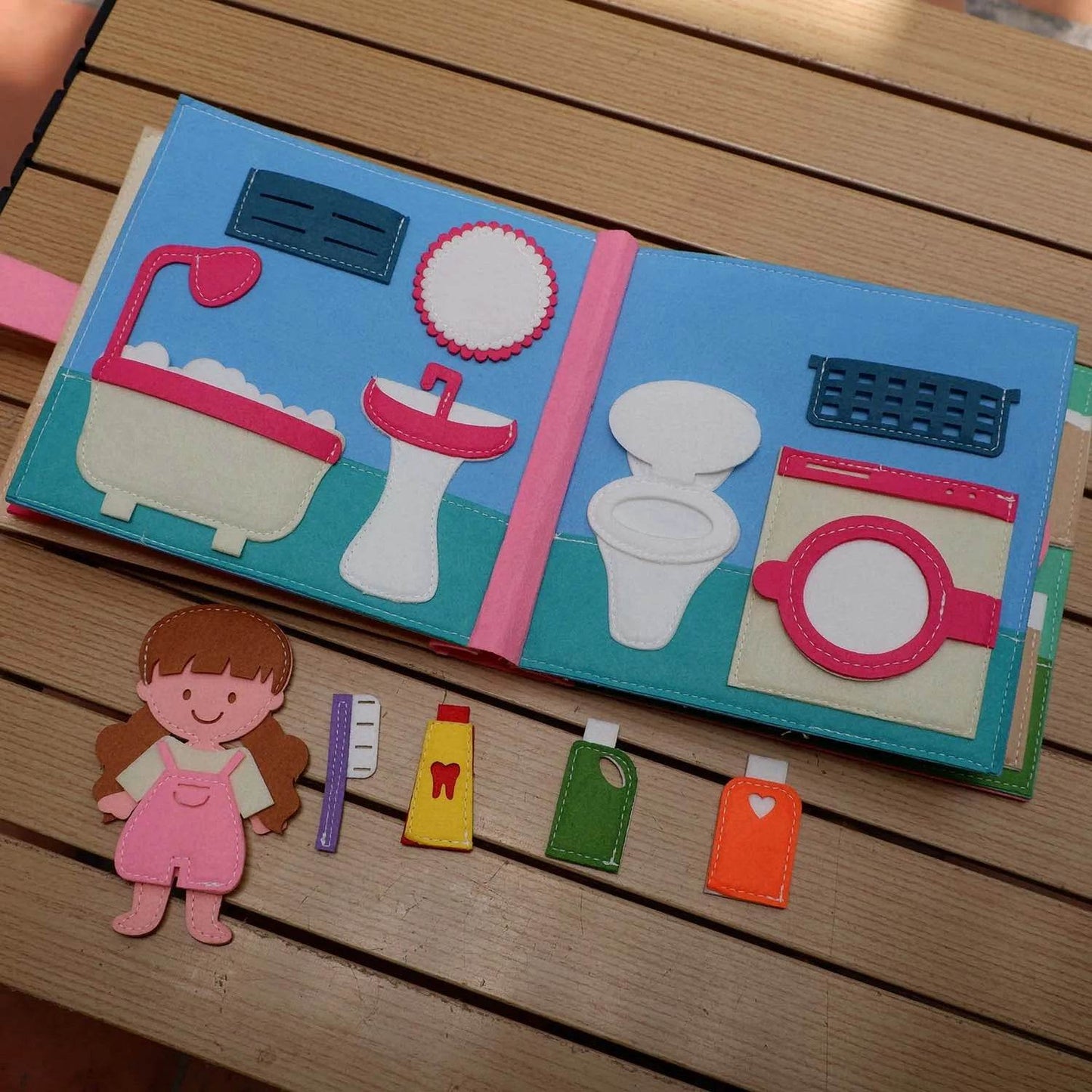 Educational Sensory Toy Montessori Busy Board Felt Book - ToylandEU