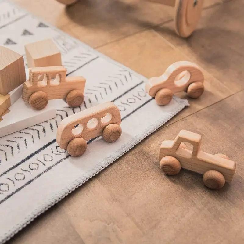  BPA Free Silicone Car Ambulance Teether Toy For Toddlers With Wooden Cartoon Bus Montessori Educational Toy -  ToylandEU™