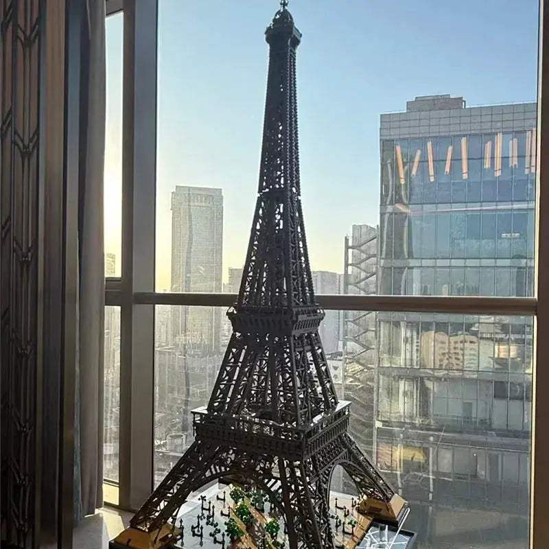 Eiffel Tower Building Blocks Set For Kids In Stock - ToylandEU