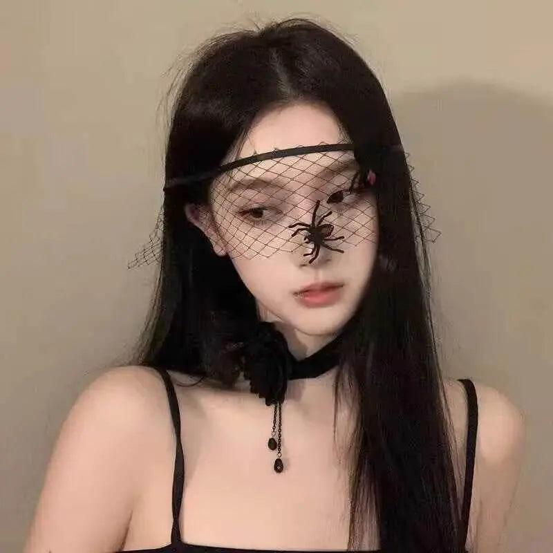  Elegant Gothic Lace Half Face Mask Toyland EU -  ToylandEU™