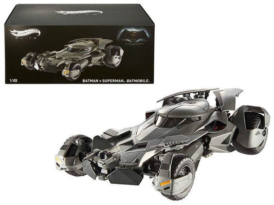 Elite 1:18 Skala Diecast Dawn of Justice Batmobile Model - Hotwheels - ToylandEU
