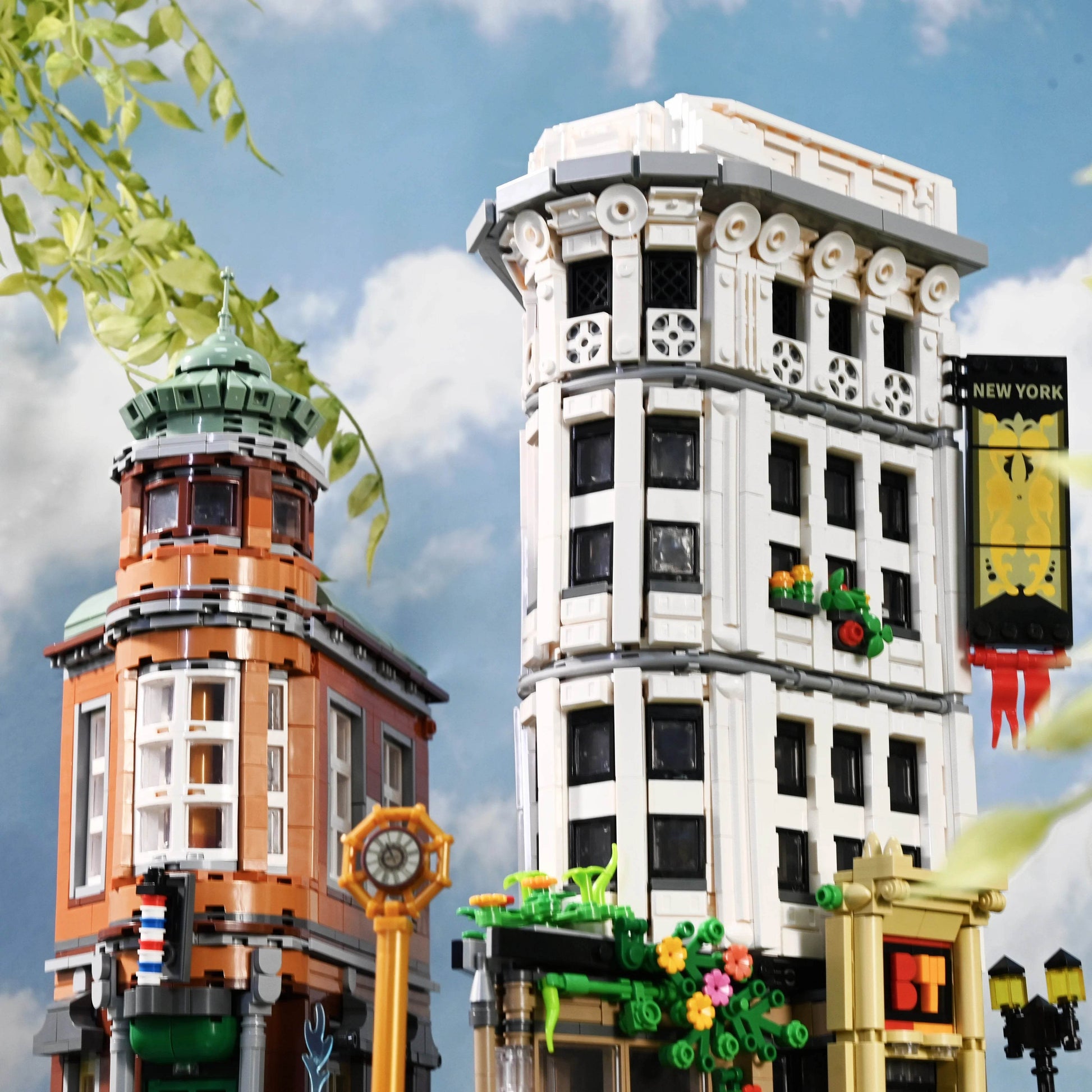 Elite Architecture Block Set Flatiron Building 4500Pc Gift - ToylandEU