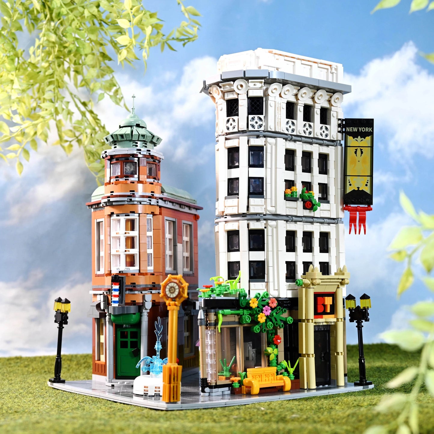 Elite Architecture Block Set Flatiron Building 4500Pc Gift - ToylandEU