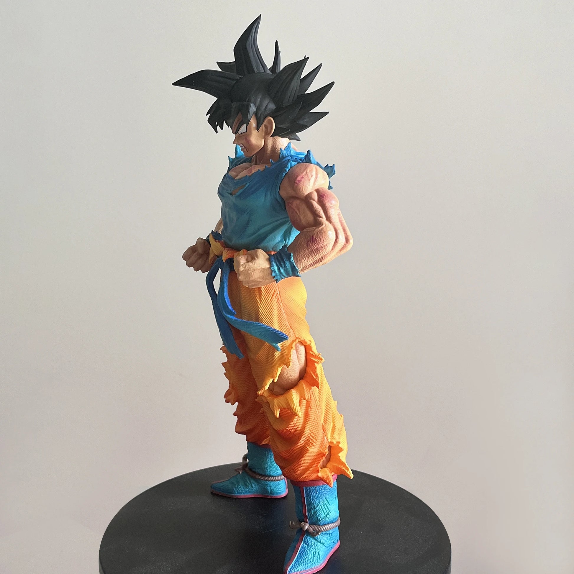 Elite Dragon Ball Action Figure 27cm Goku Kakarot Collector - ToylandEU