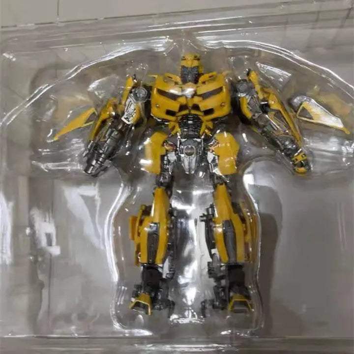 Epic Transformable Wasp Robot Figure - Action-Packed Movie Edition - ToylandEU