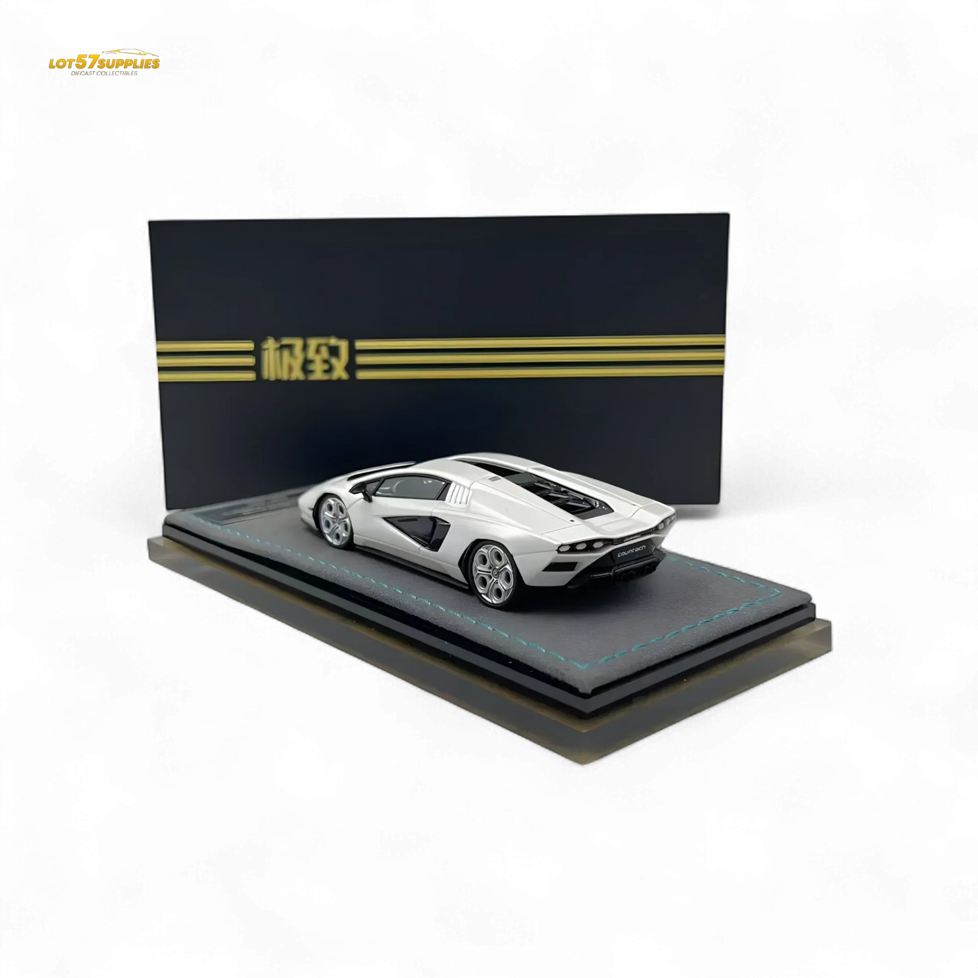 Extreme Club Lamborghini Countach LPI8004 Highly Detailed Resin Diecast - ToylandEU