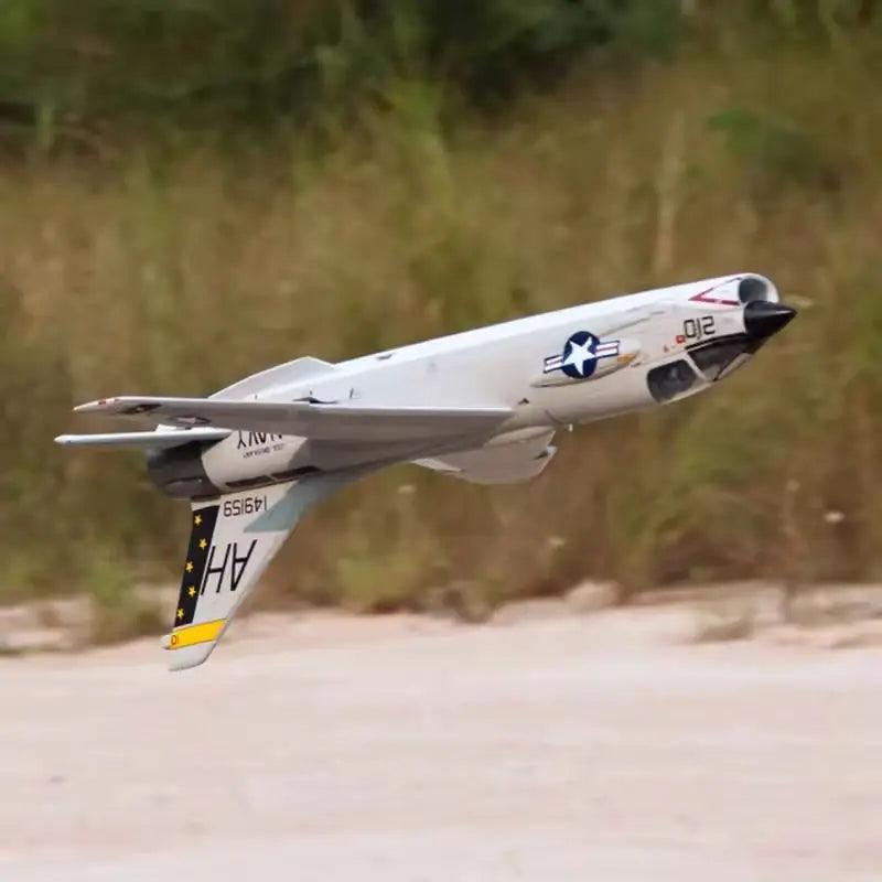 FMS F-8e Crusader Rc Plane | 64Mm Turbojet | Toylandeu
