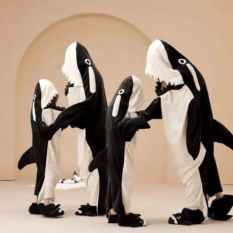 Family-Friendly Shark Costume Pajamas - Fun Cosplay Sleepwear for All - ToylandEU