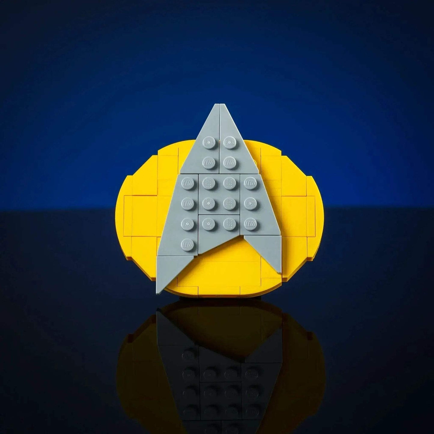 Authentic LEGO Federation Badge And Original Communicator - ToylandEU