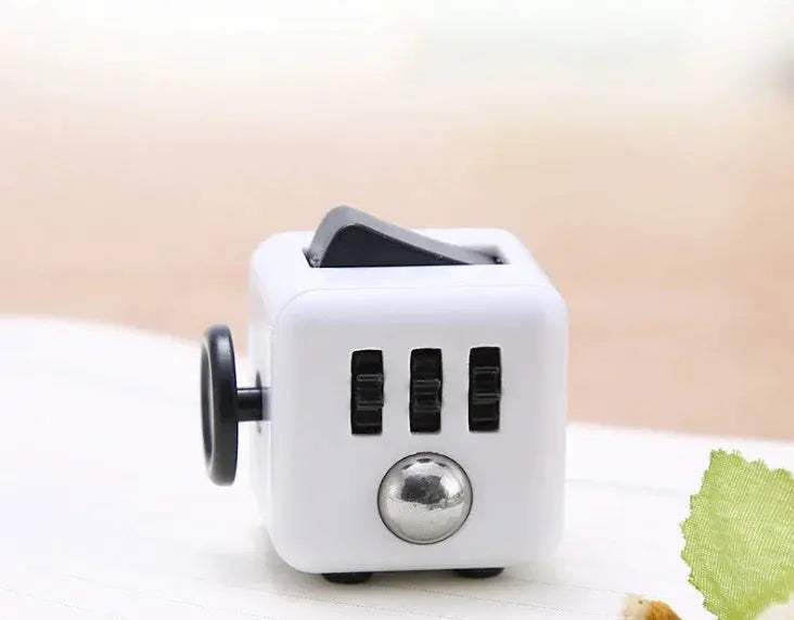 Creative Solid Color Fidget Dice handheld cube Release Stress Autism Anxiety Adult Kids Relief Anti-Stress finger children toys - ToylandEU