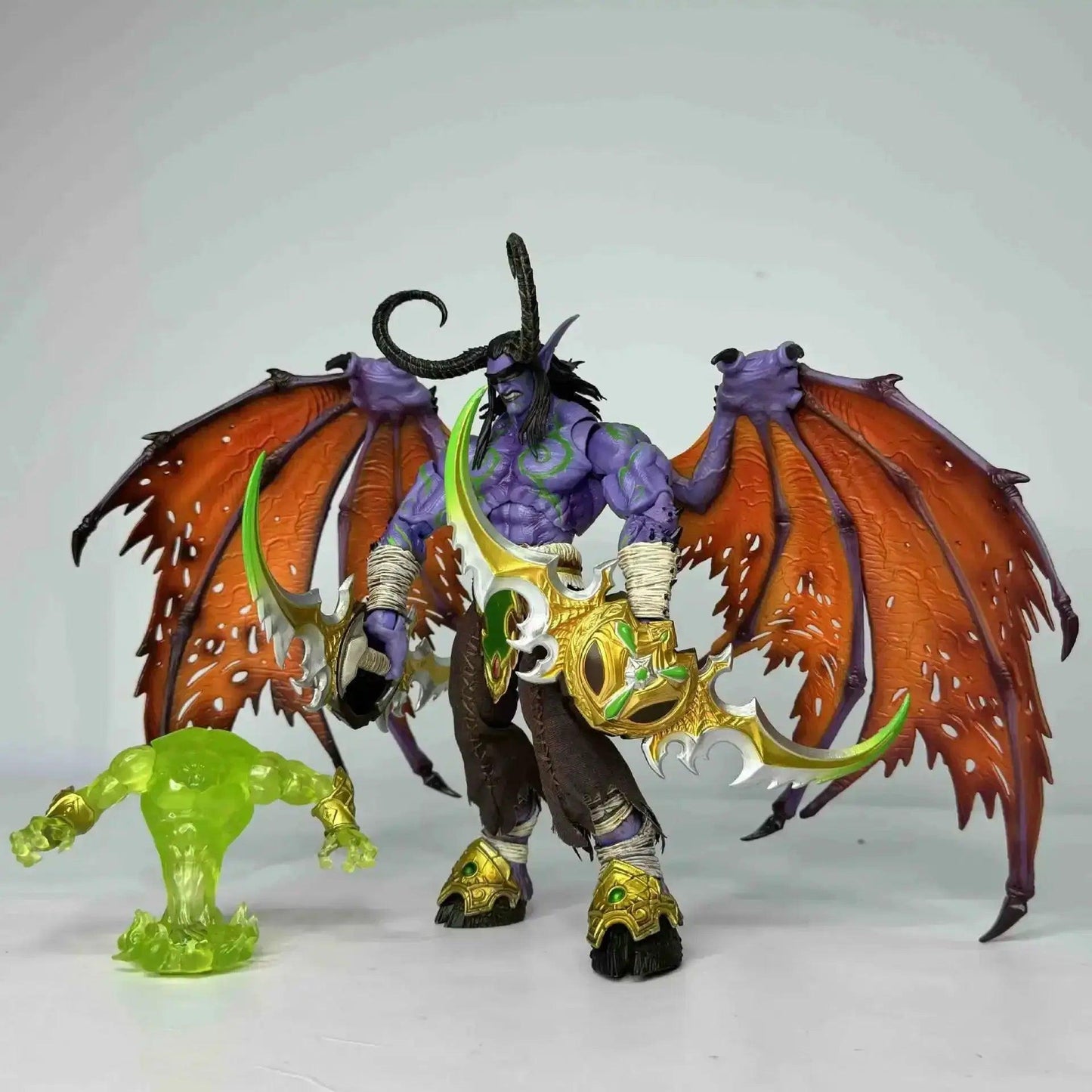  Illidan Stormrage Light Up Figure 25cm Demon Hunter PVC -  ToylandEU™
