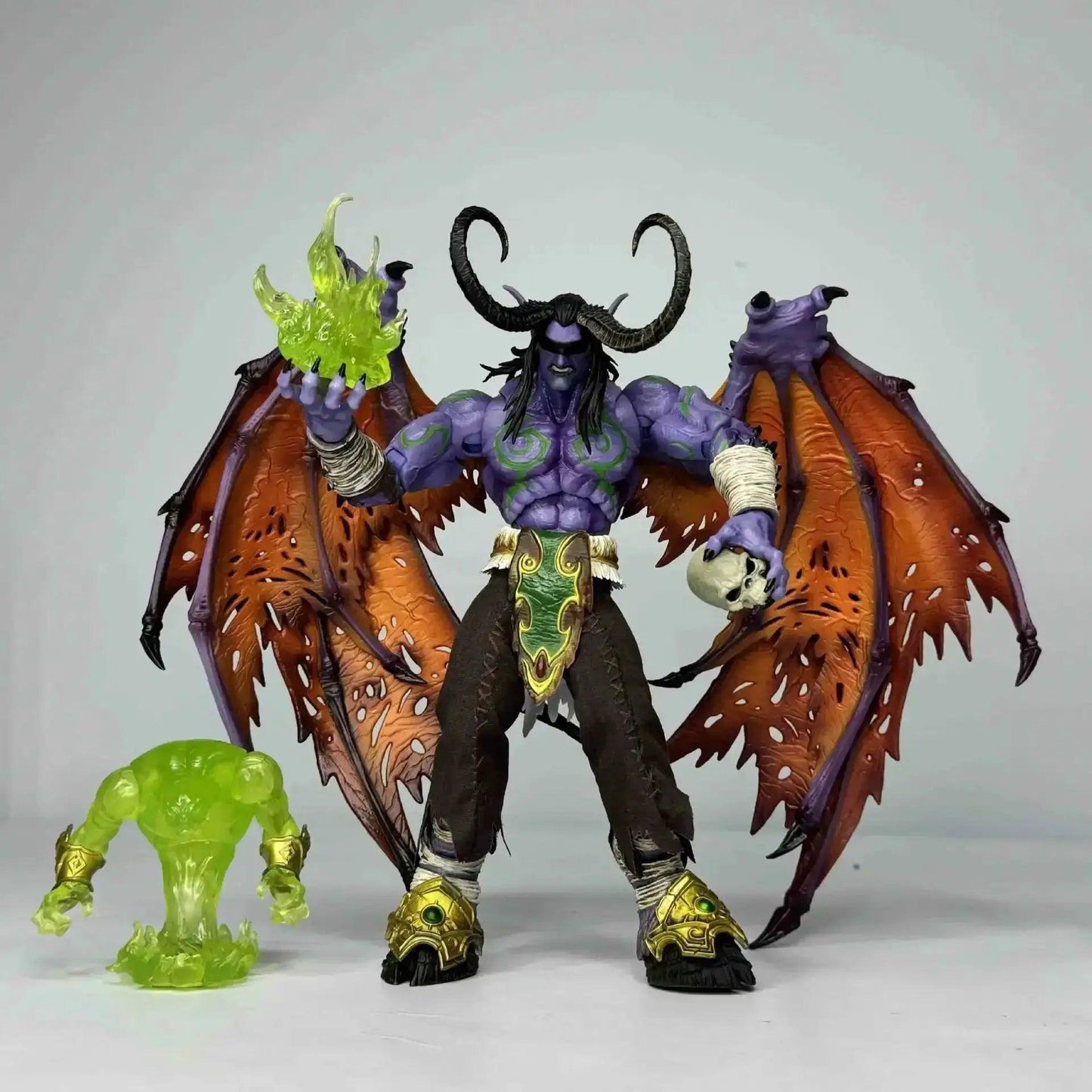  Illidan Stormrage Light Up Figure 25cm Demon Hunter PVC -  ToylandEU™