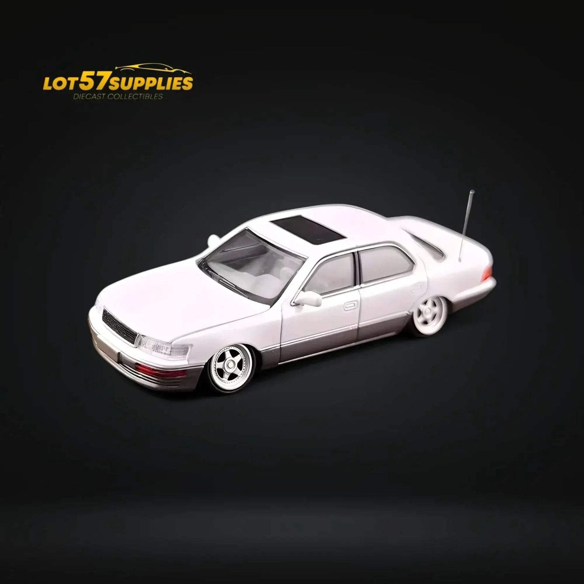 Fine works64 Lexus LS400 - White/Gray Double Stanced 1:64 - ToylandEU