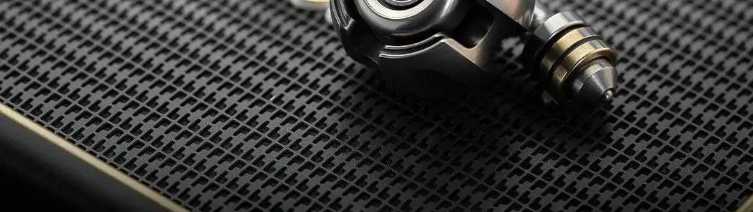  LAUTIE Fingertip Gyro NOIZ C-NANO EDC Out Of Print Decompression Luminous Metal Fidget Toy -  ToylandEU™
