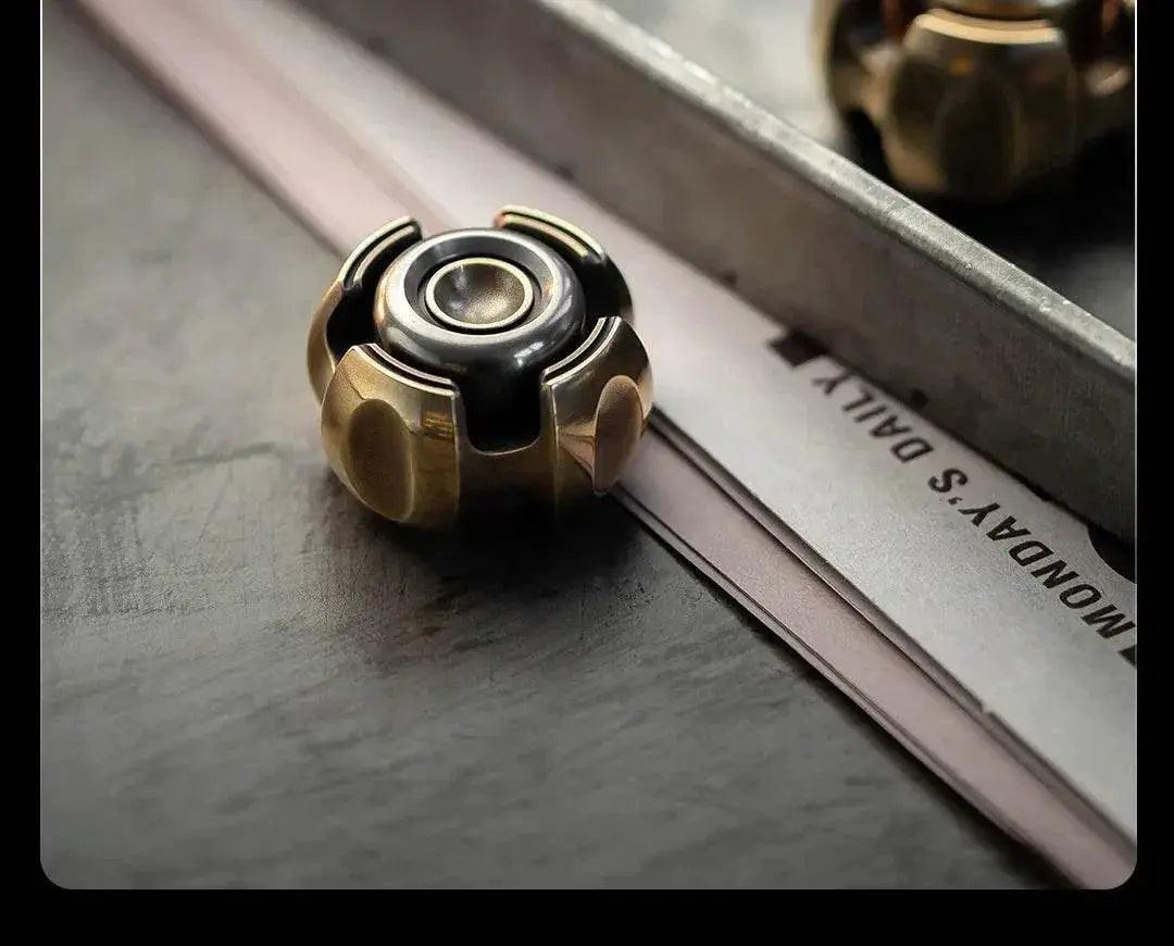  LAUTIE Fingertip Gyro NOIZ C-NANO EDC Out Of Print Decompression Luminous Metal Fidget Toy -  ToylandEU™