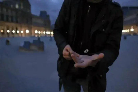  Floating Ring Magic Trick Pen Close Up Stage Illusions -  ToylandEU™