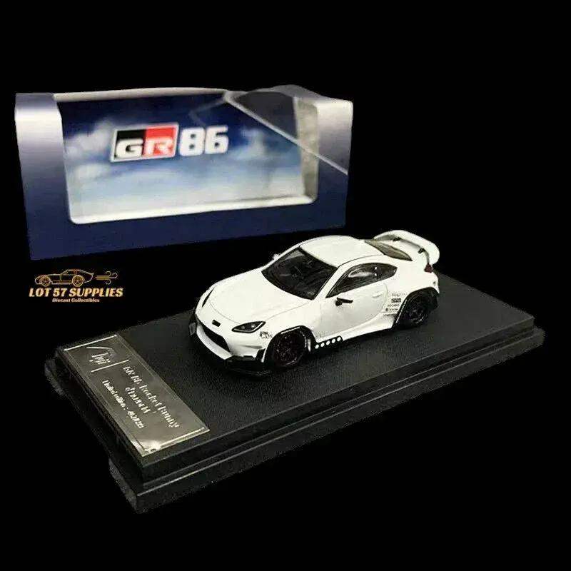 Fuji Toyota GR86 Rocket Bunny Pandem in White 1:64 - ToylandEU