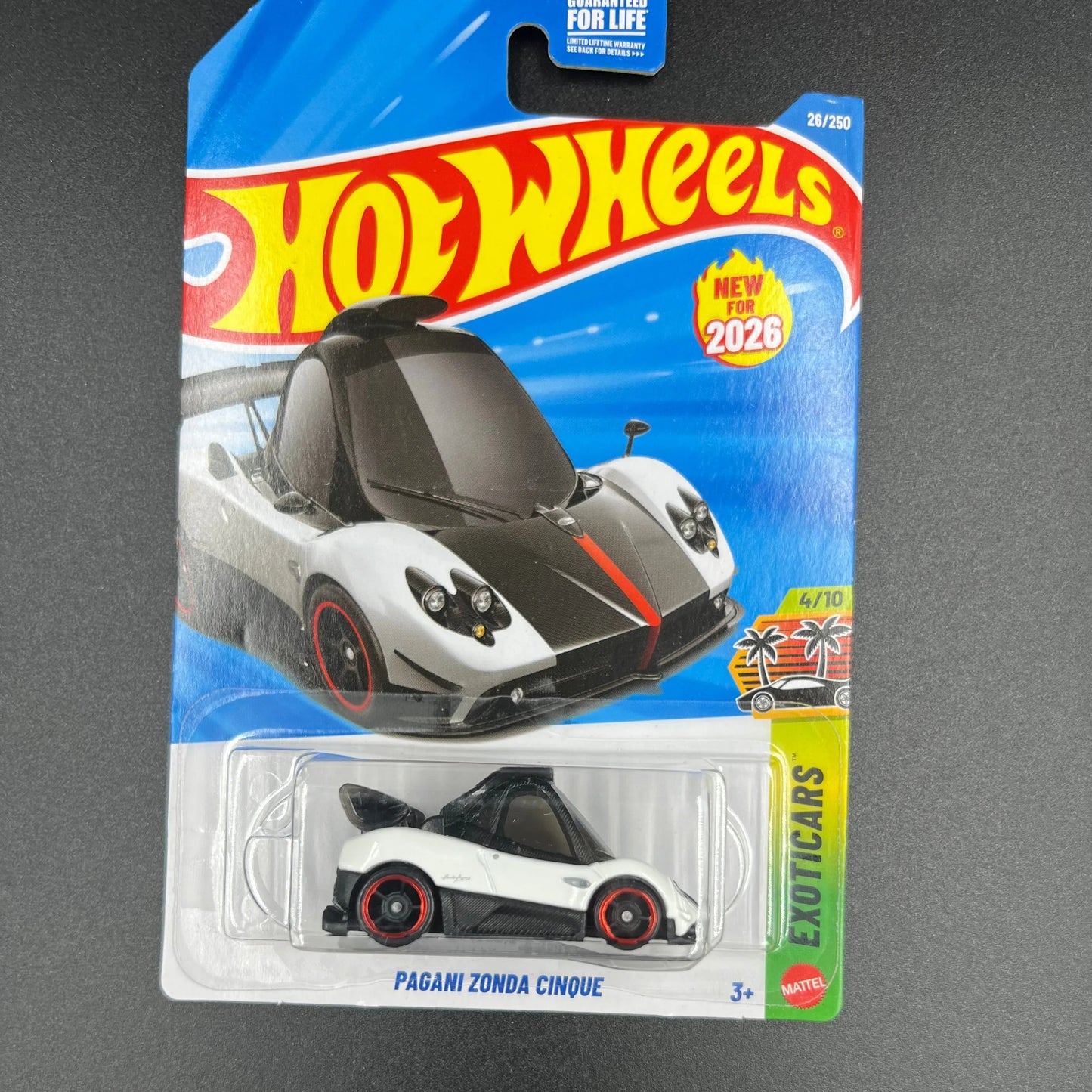 Custom Made Diecast 1:64 + Protector Case Hot wheels for any occasion - ToylandEU