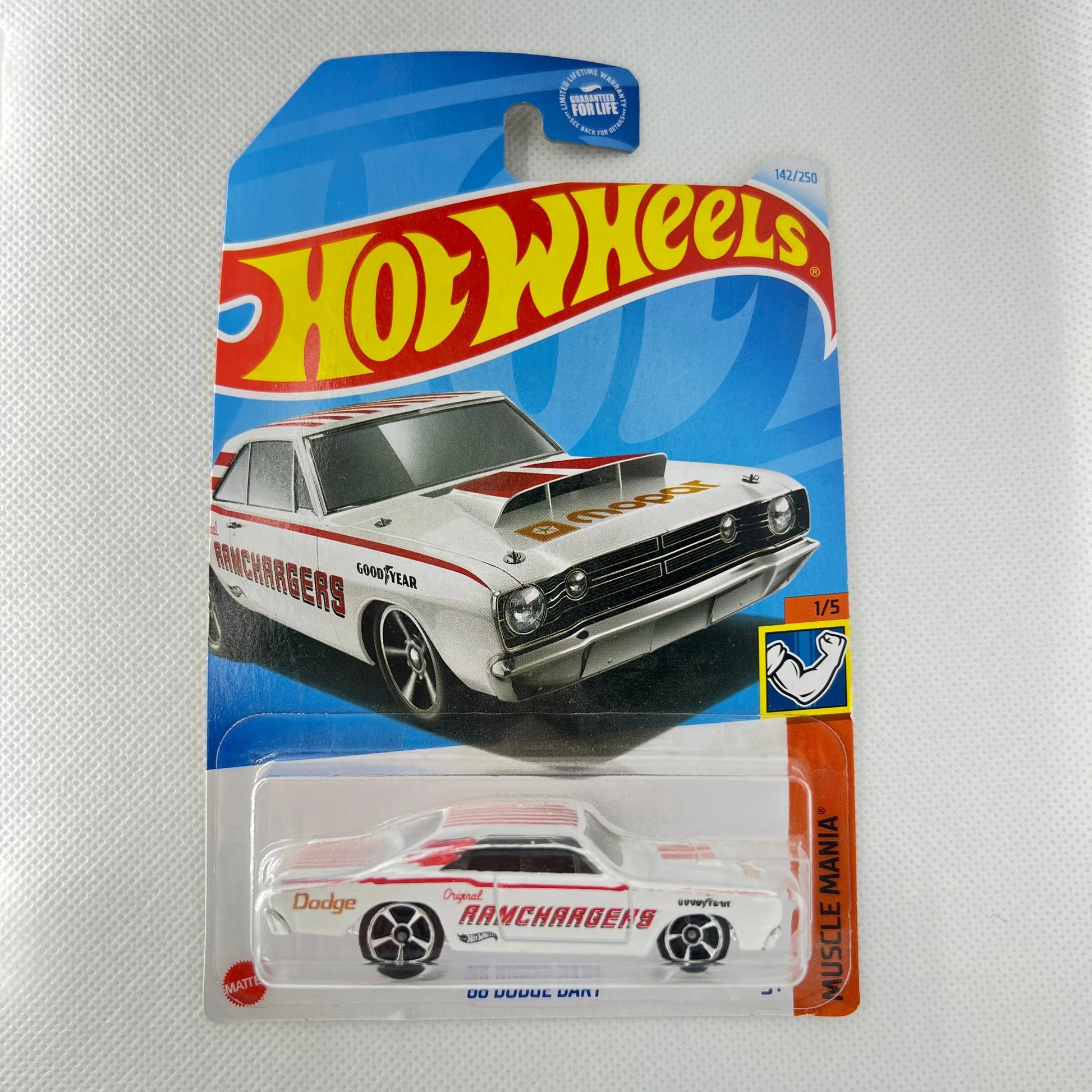 Hot Wheels American Power V2 1:64 Diecast Assorted (Ford, Chevy, Dodge, Mustang, Corvette, GMC, Jeep, Merc, Camaro) - ToylandEU