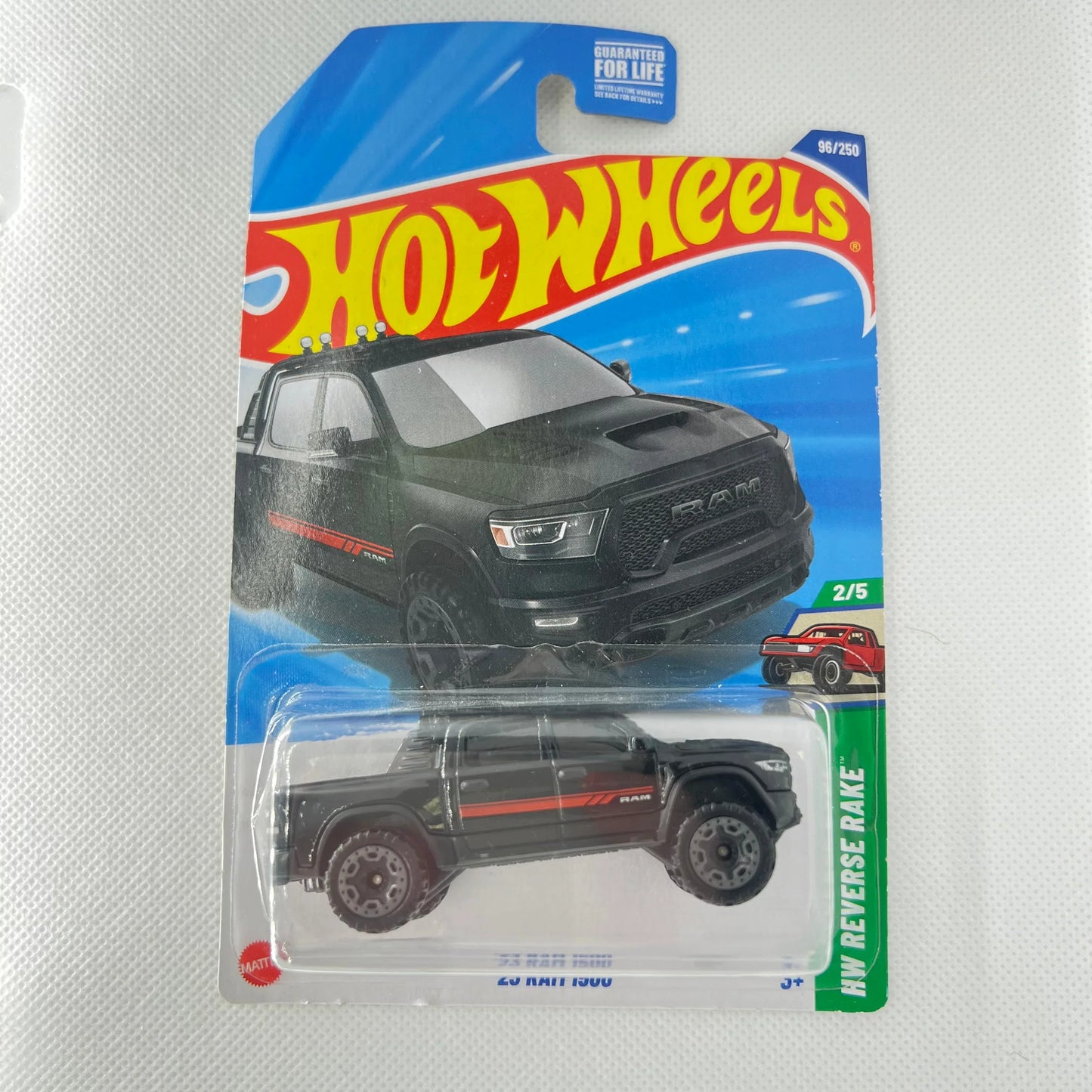 Hot Wheels American Power V2 1:64 Diecast Assorted (Ford, Chevy, Dodge, Mustang, Corvette, GMC, Jeep, Merc, Camaro) - ToylandEU