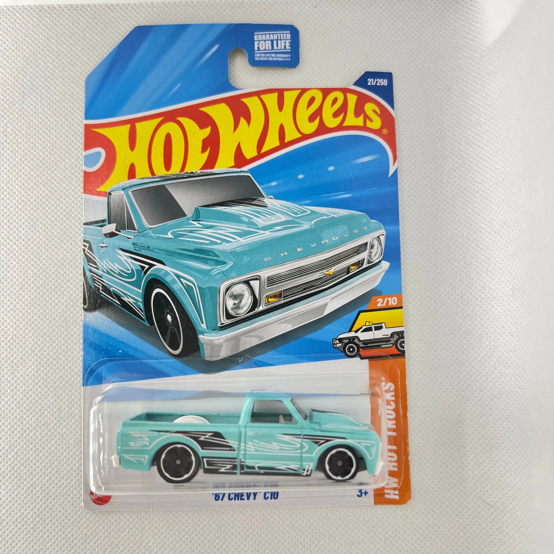 Hot Wheels American Power V2 1:64 Diecast Assorted (Ford, Chevy, Dodge, Mustang, Corvette, GMC, Jeep, Merc, Camaro) - ToylandEU