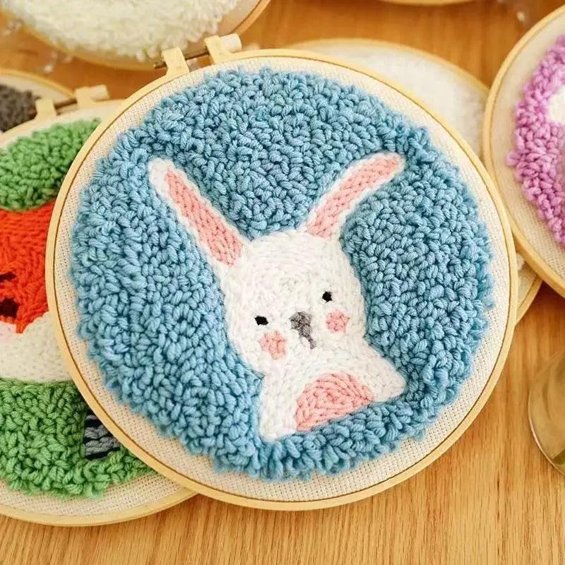 Fun and Easy Punch Needle Embroidery Kit for All Ages - Colorful Animal Cross Stitch Yarn Crafting Set -  ToylandEU™