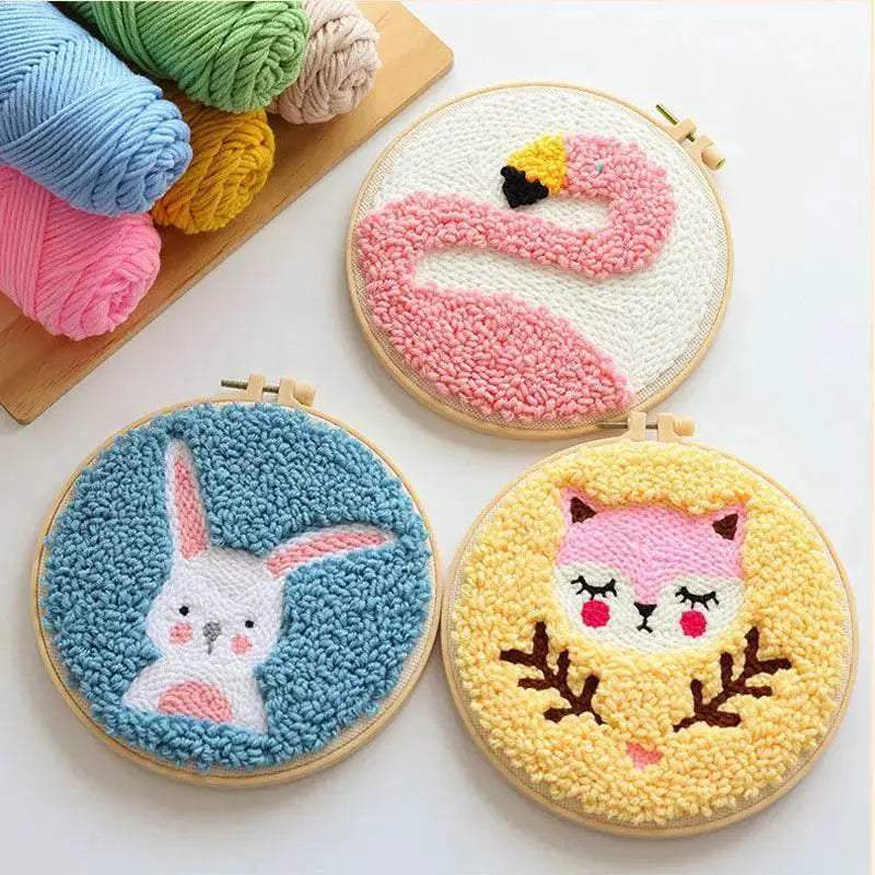  Fun and Easy Punch Needle Embroidery Kit for All Ages - Colorful Animal Cross Stitch Yarn Crafting Set -  ToylandEU™