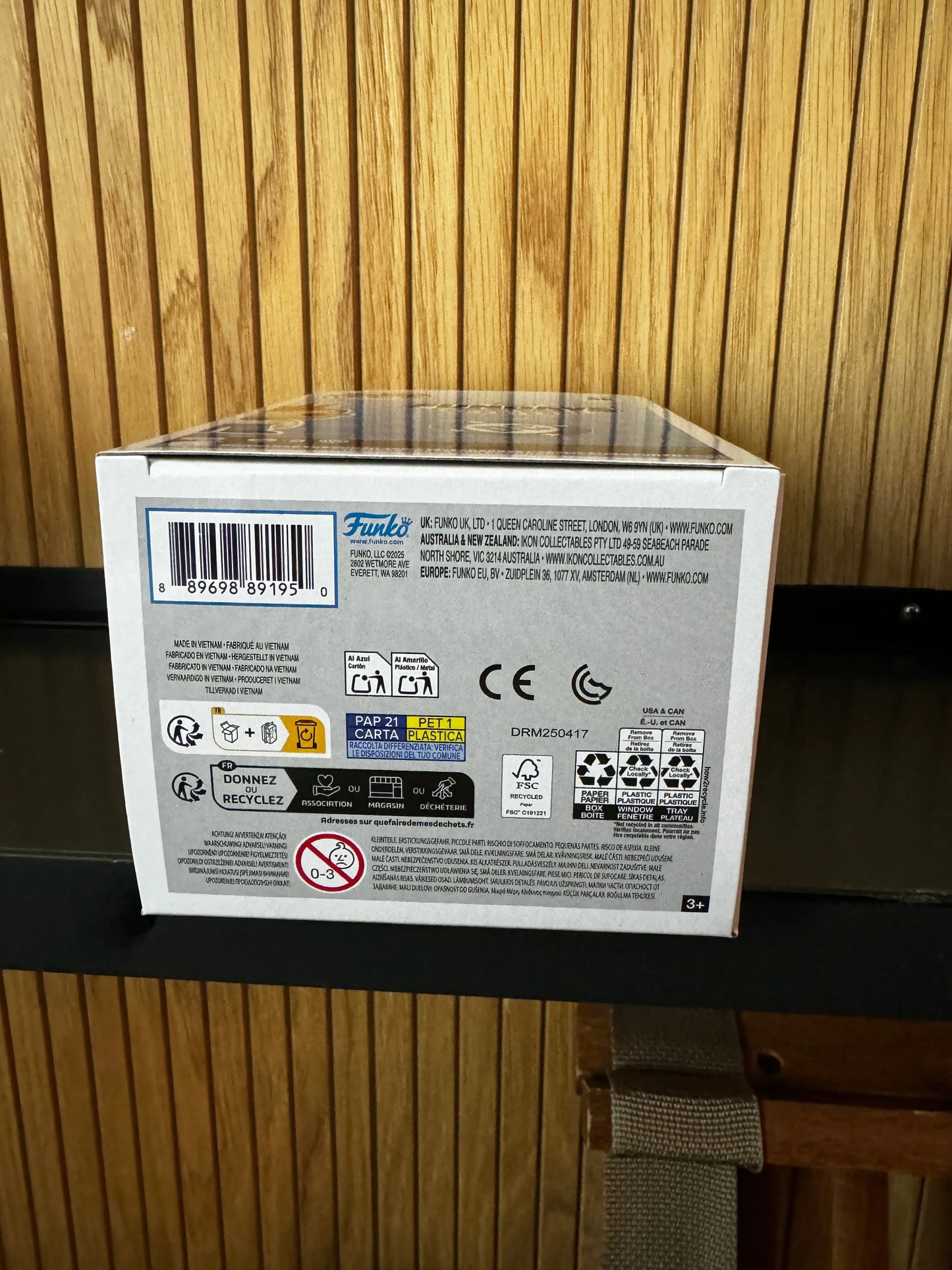 Funko Pop DC Freddy Funko Orange Lantern Translucent LE2000 - ToylandEU