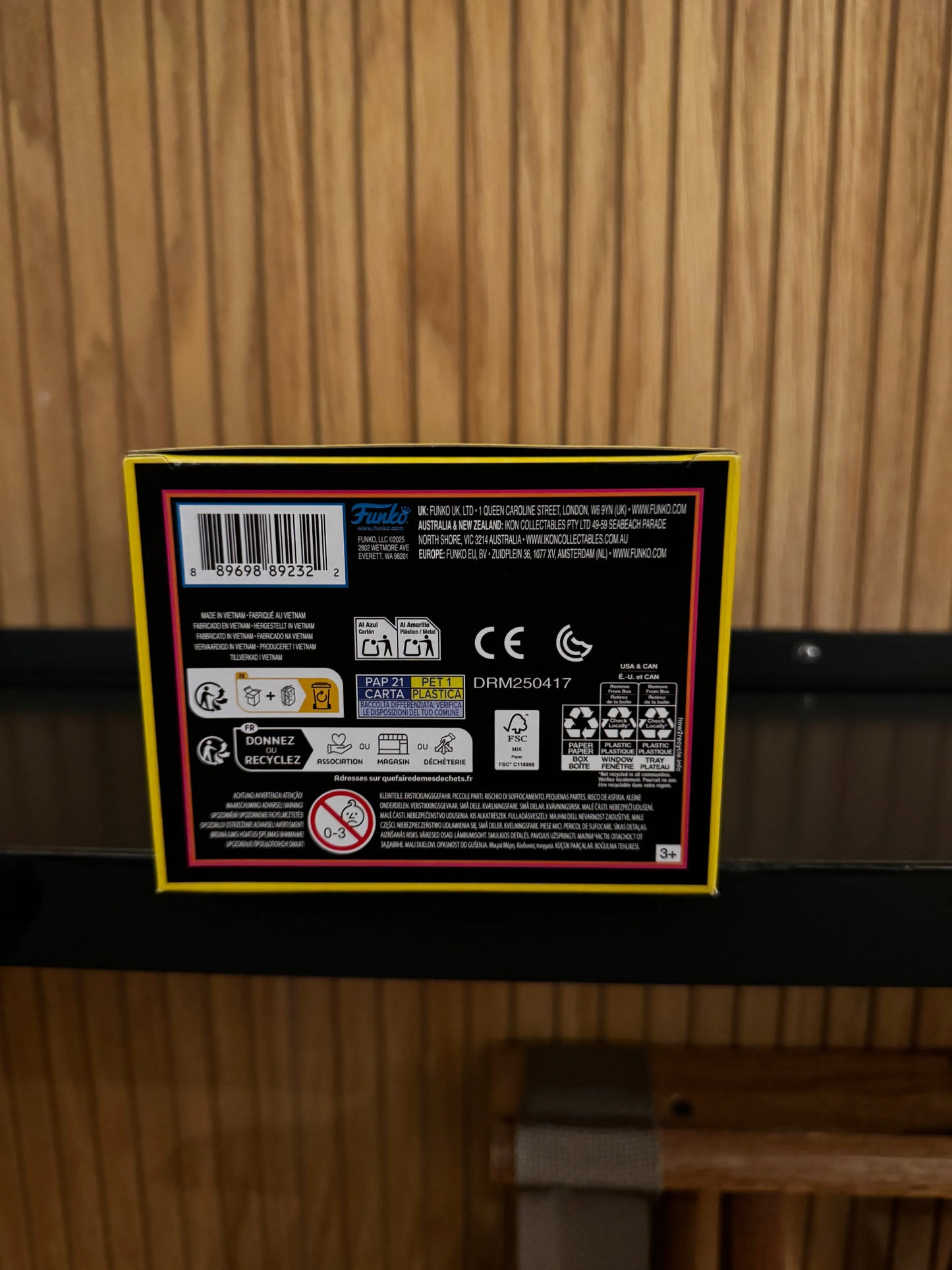 Funko Pop Freddy Funko as Voltron Blacklight Limited Edition - ToylandEU