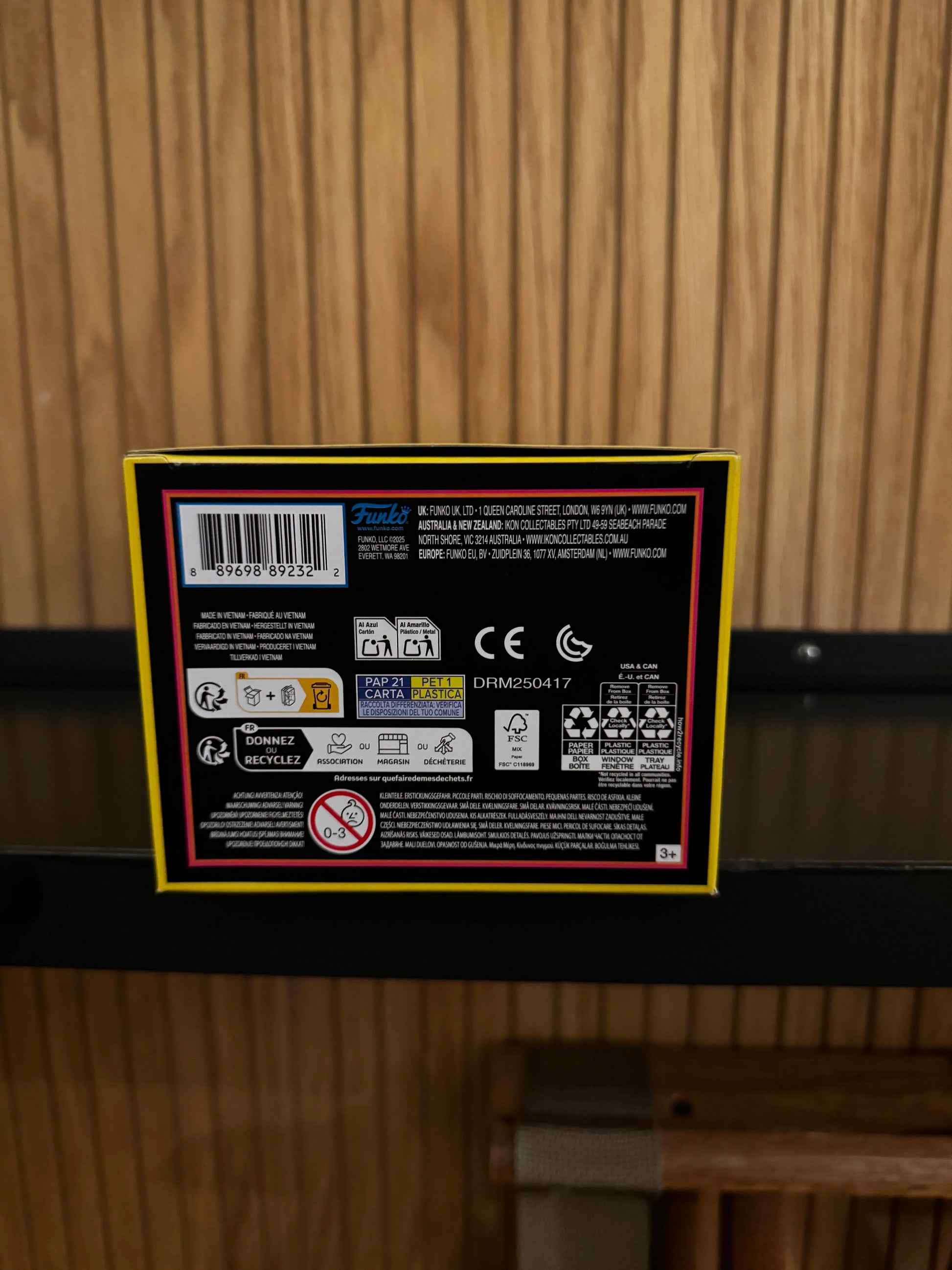 Funko Pop Freddy Funko as Voltron Blacklight Limited Edition - ToylandEU