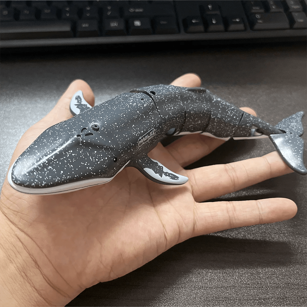 Funny Remote Control Whale Toy with Water Spray Feature for Kids and Animal Lovers - ToylandEU