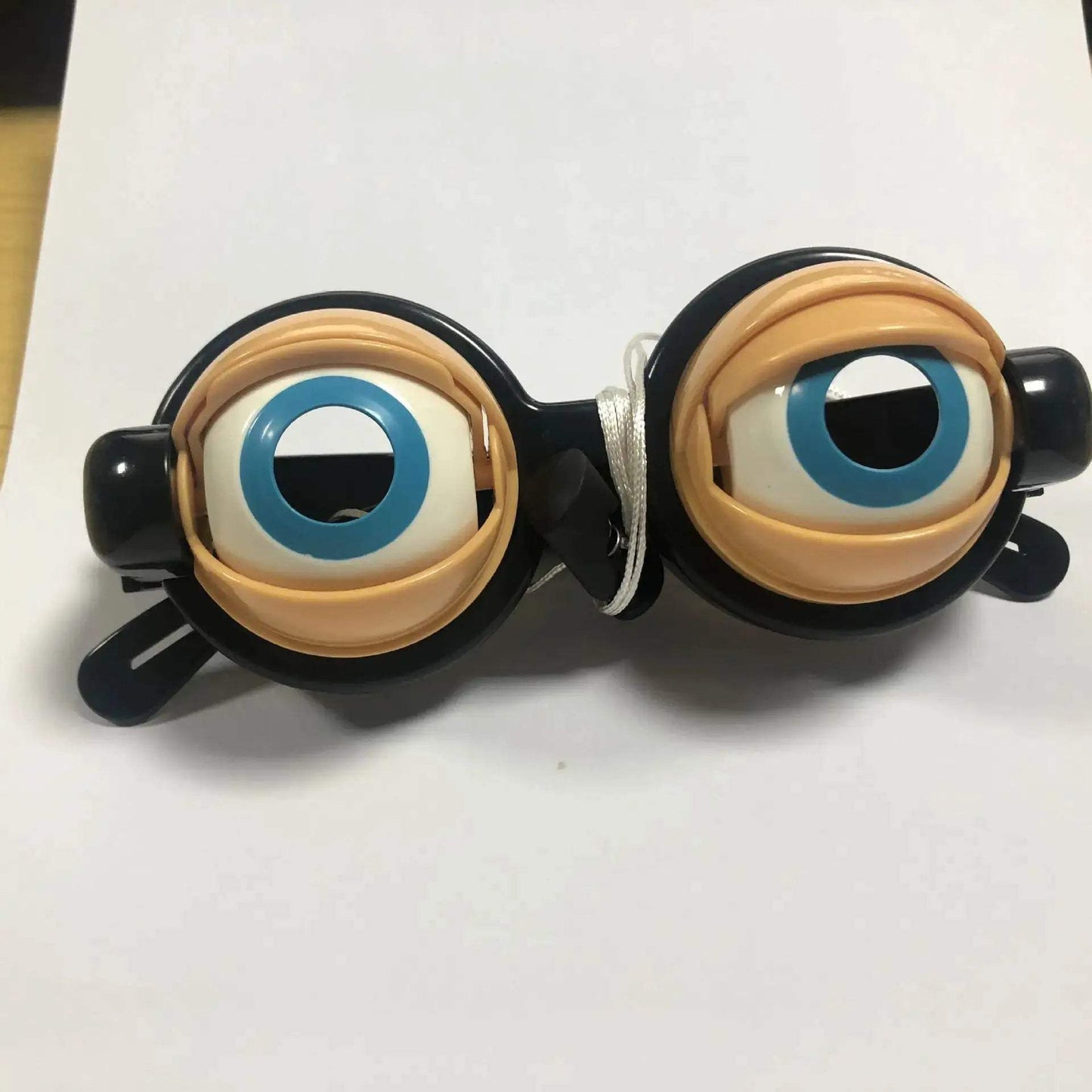  Funny Wink Glasses Gag Toy For Epic Selfies -  ToylandEU™