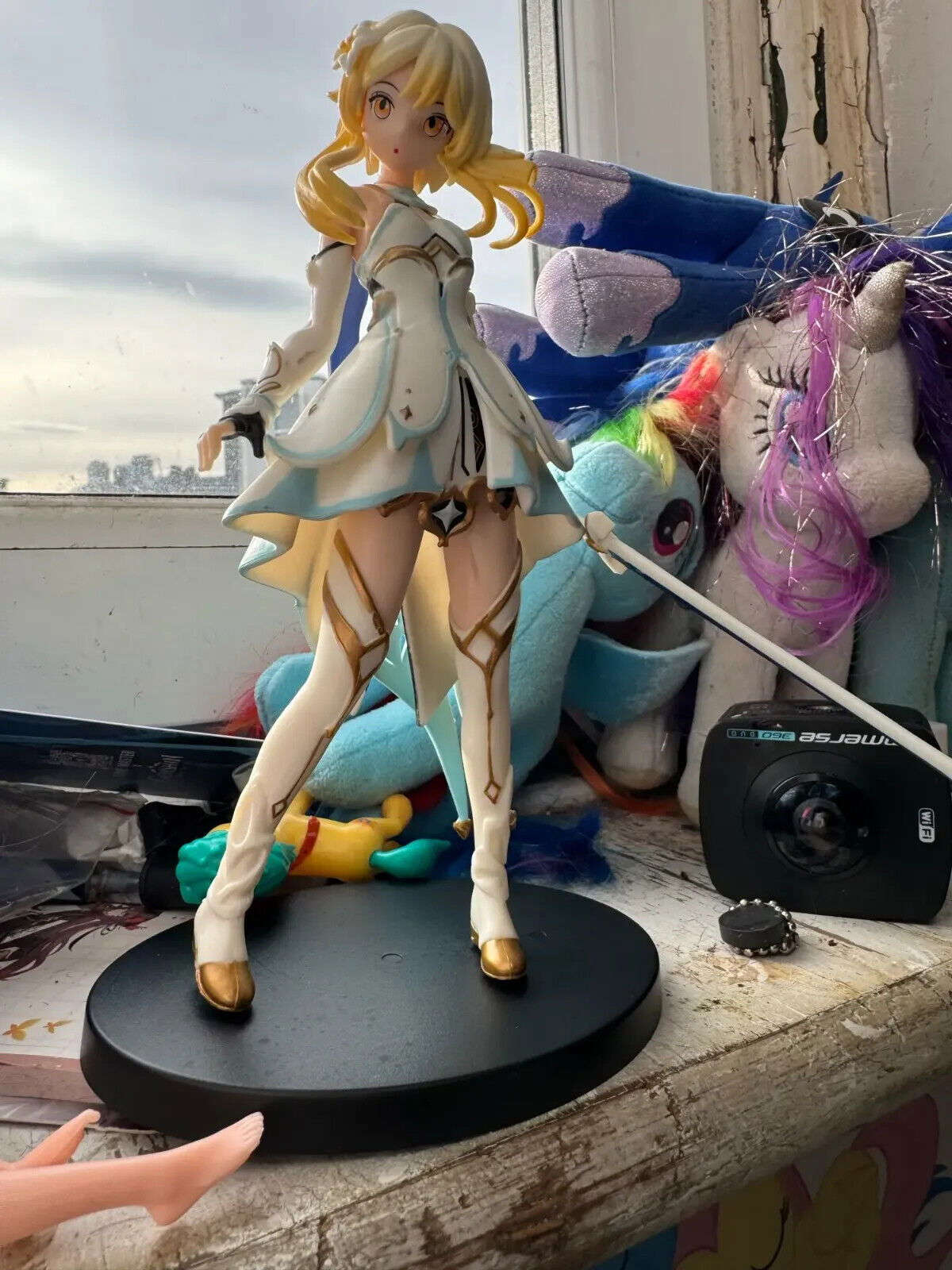 Genshin Impact Barbara Figure, Lumine, Xiangling Traveler Aether Venti