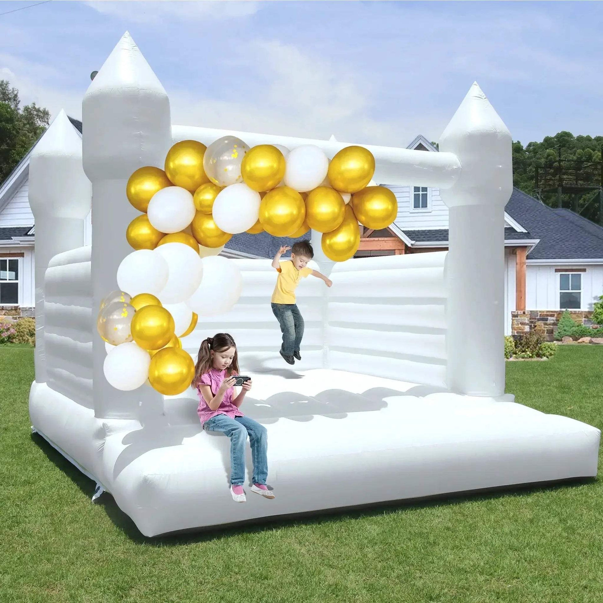 Giant Inflatable Bounce House For Kids Parties And Weddings - ToylandEU